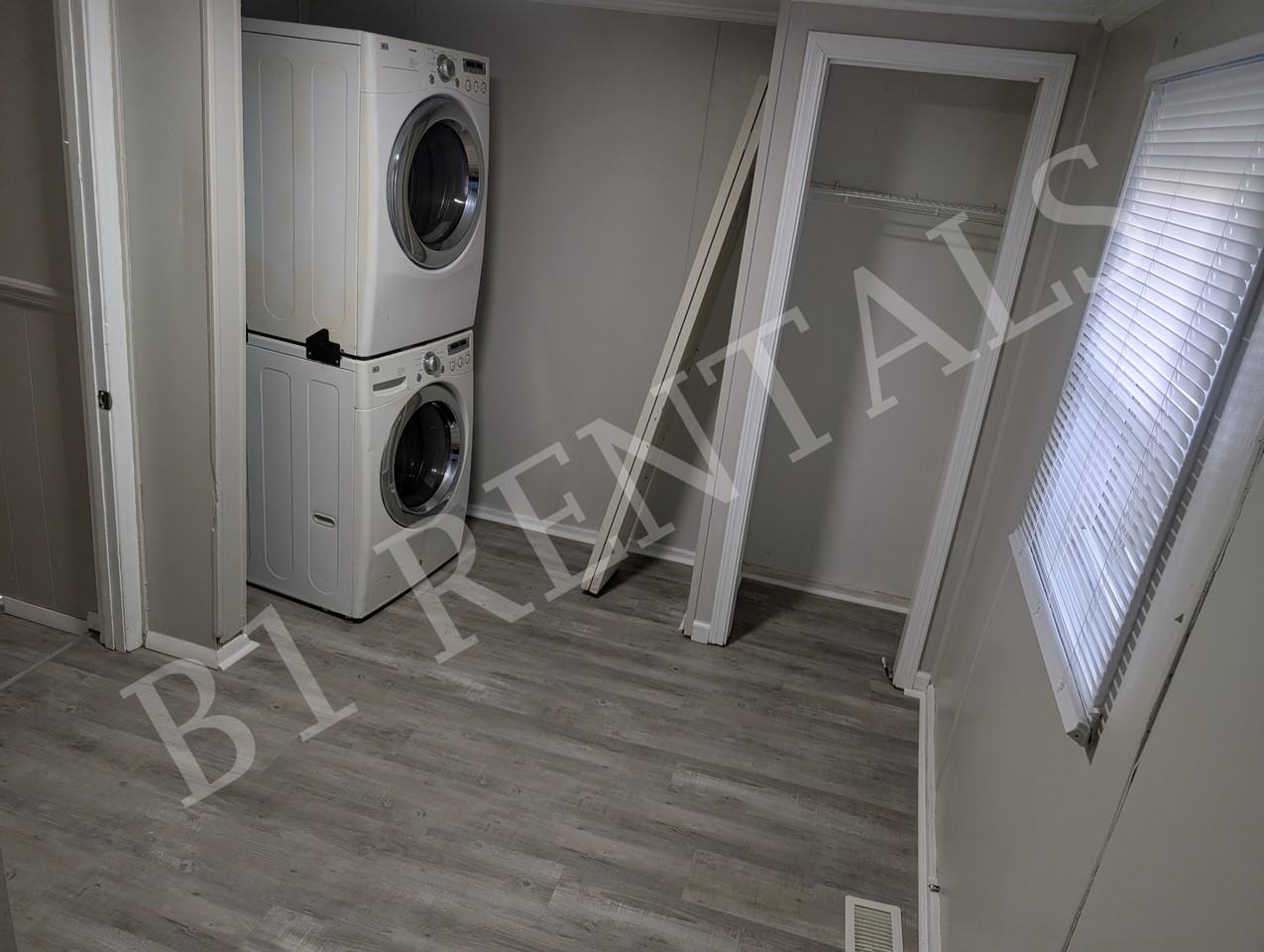361 Hege Ave #1 - Photo 6 of 6