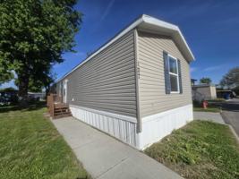 featured image of 3510 N 9th St #127