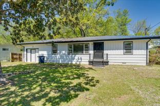 915 Altamaha St - Photo 1 of 1