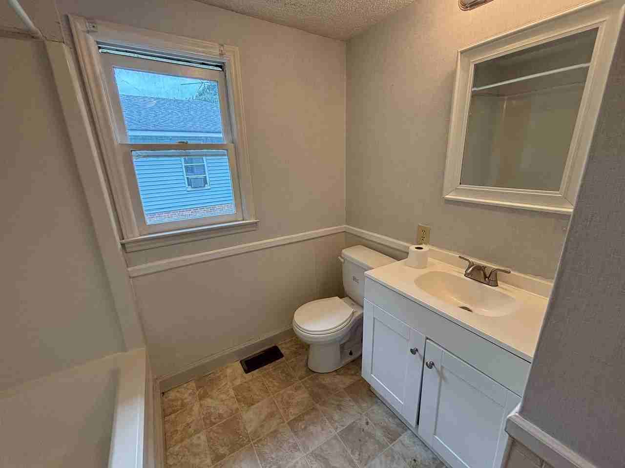 907 Skyland St - Photo 5 of 6
