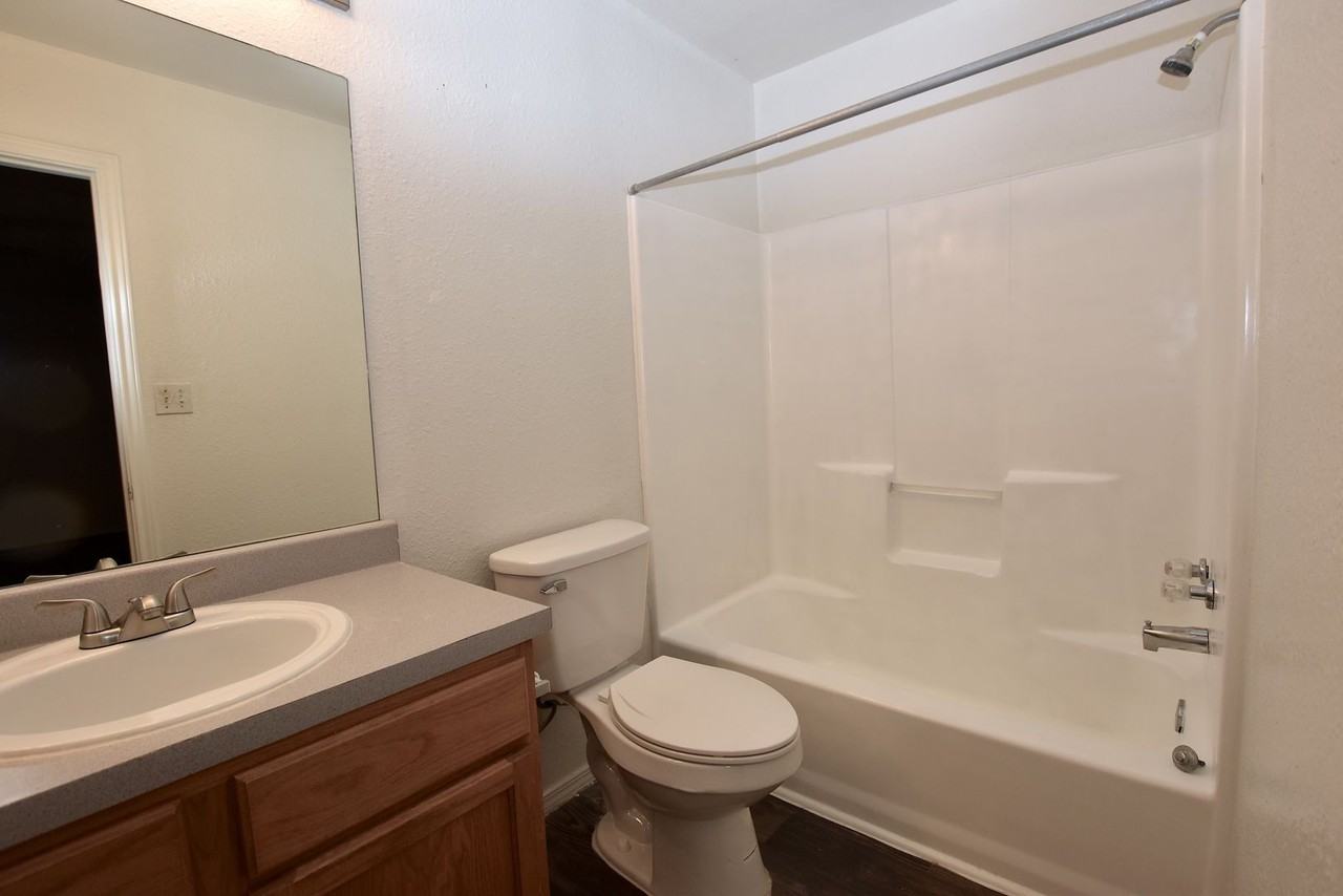 921 Sagewood Trl - Photo 6 of 21