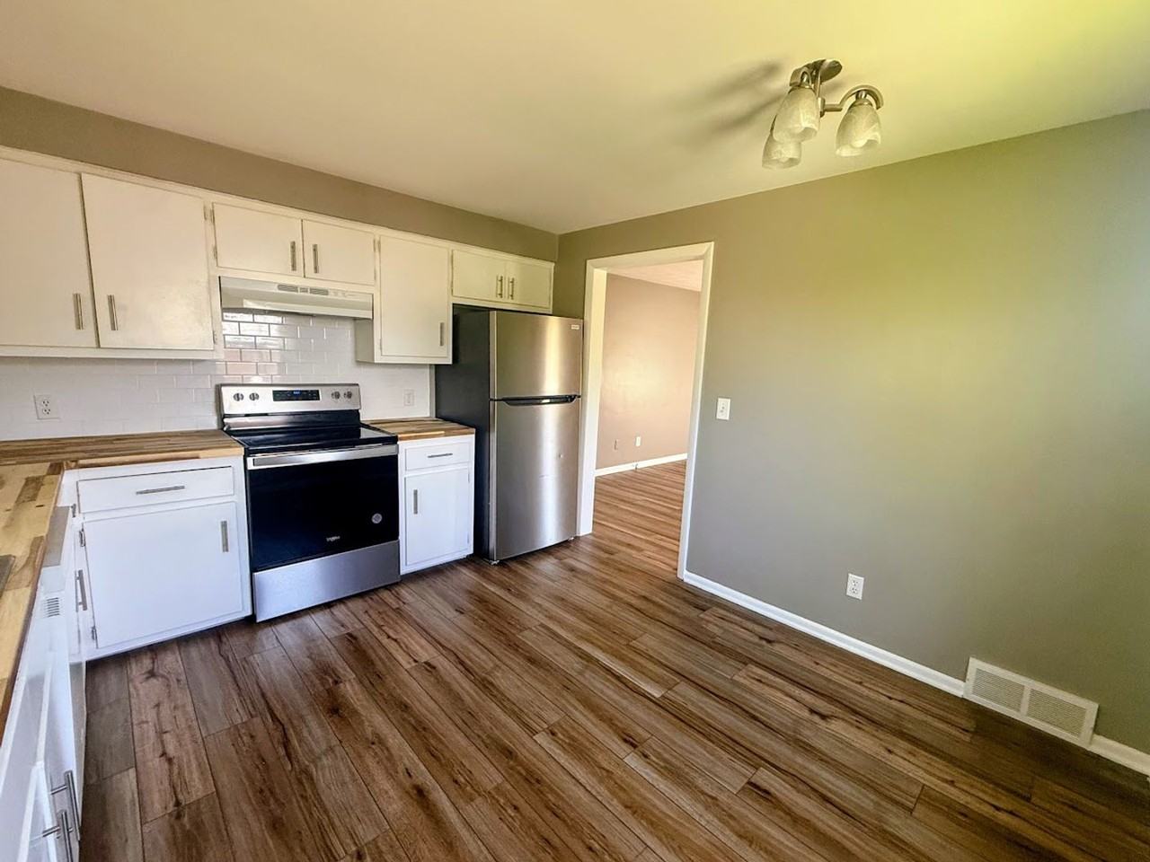 8662 Grimes Ave Nw - Photo 5 of 17