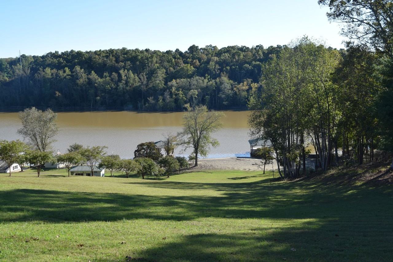 4864 Midway Sand Rd - Photo 2 of 32