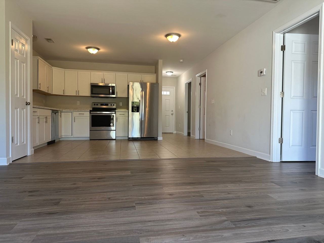 176 Pine Hollow Rd - Photo 4 of 14