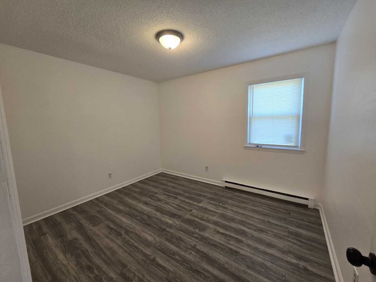 1109 Garrison St - Photo 3 of 10