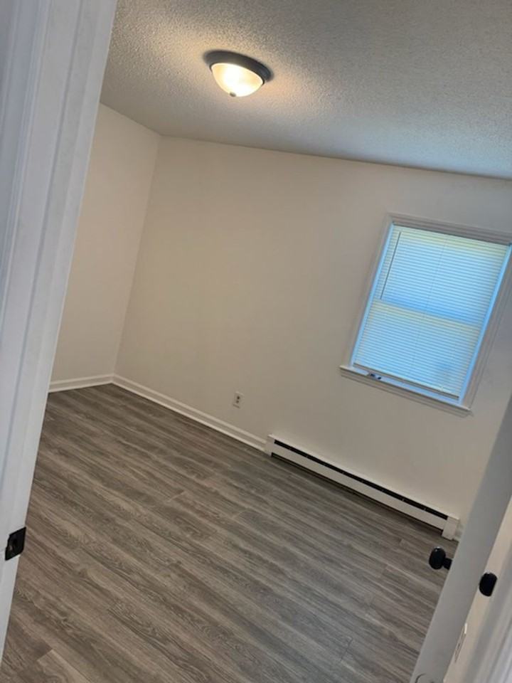 1109 Garrison St - Photo 7 of 10