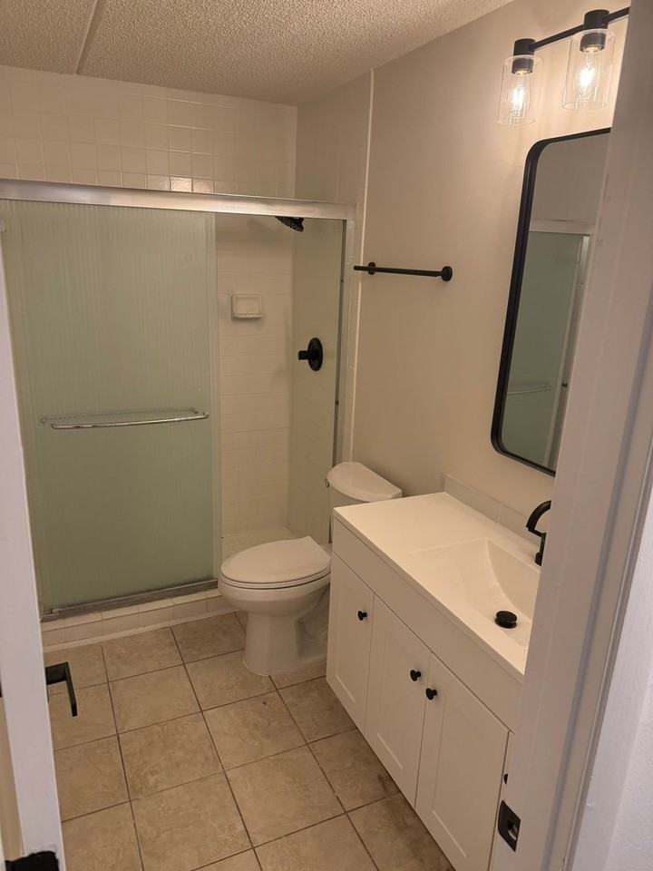 55 Vining Ct - Photo 7 of 17
