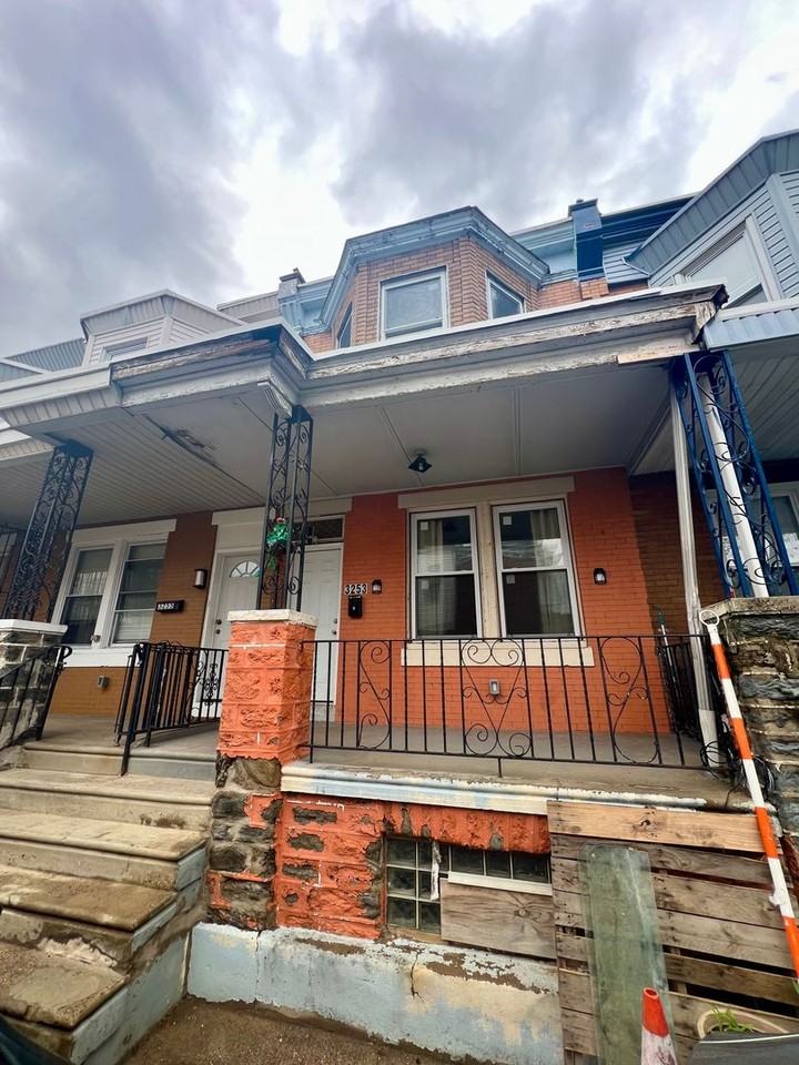 3253 Tampa St - Photo 2 of 19