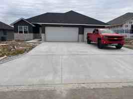 featured image of 930 S Pindall Ln