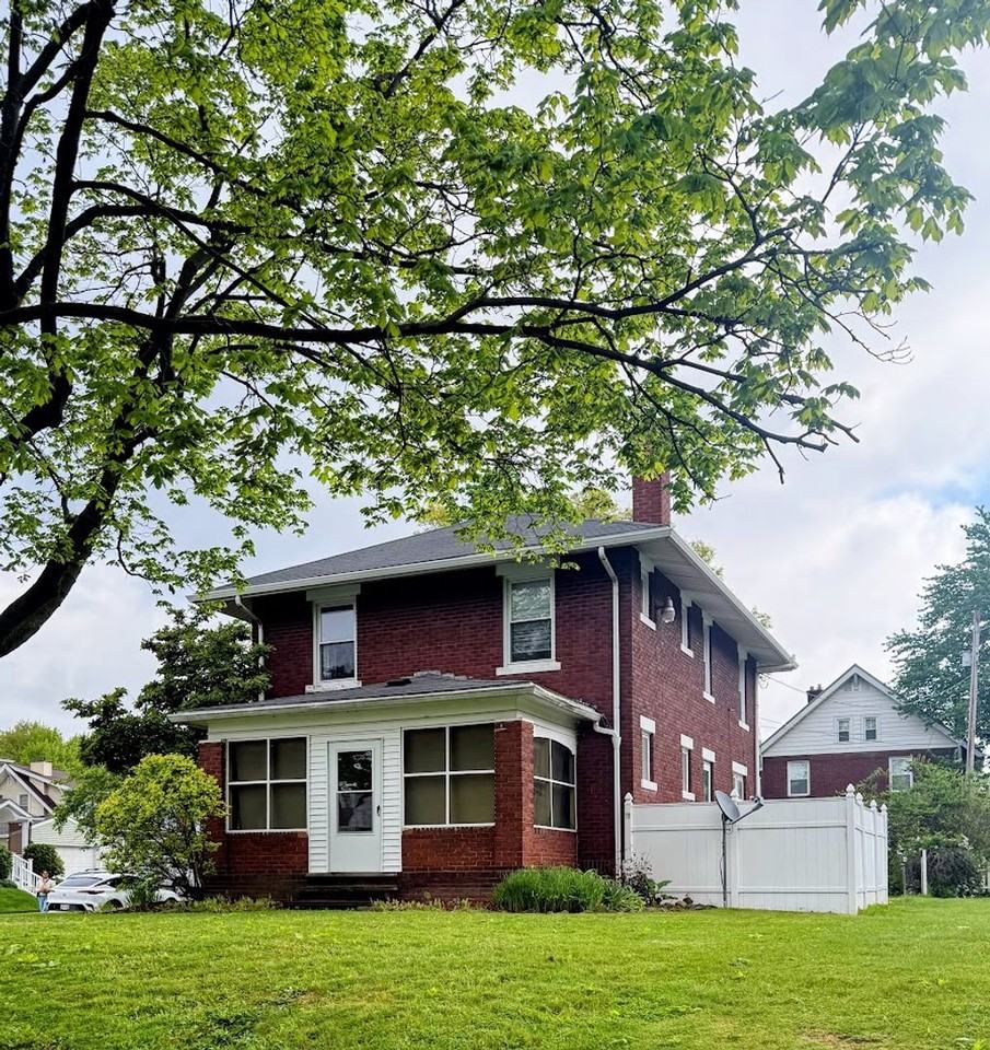 1446 Ridge Rd Nw - Photo 2 of 18