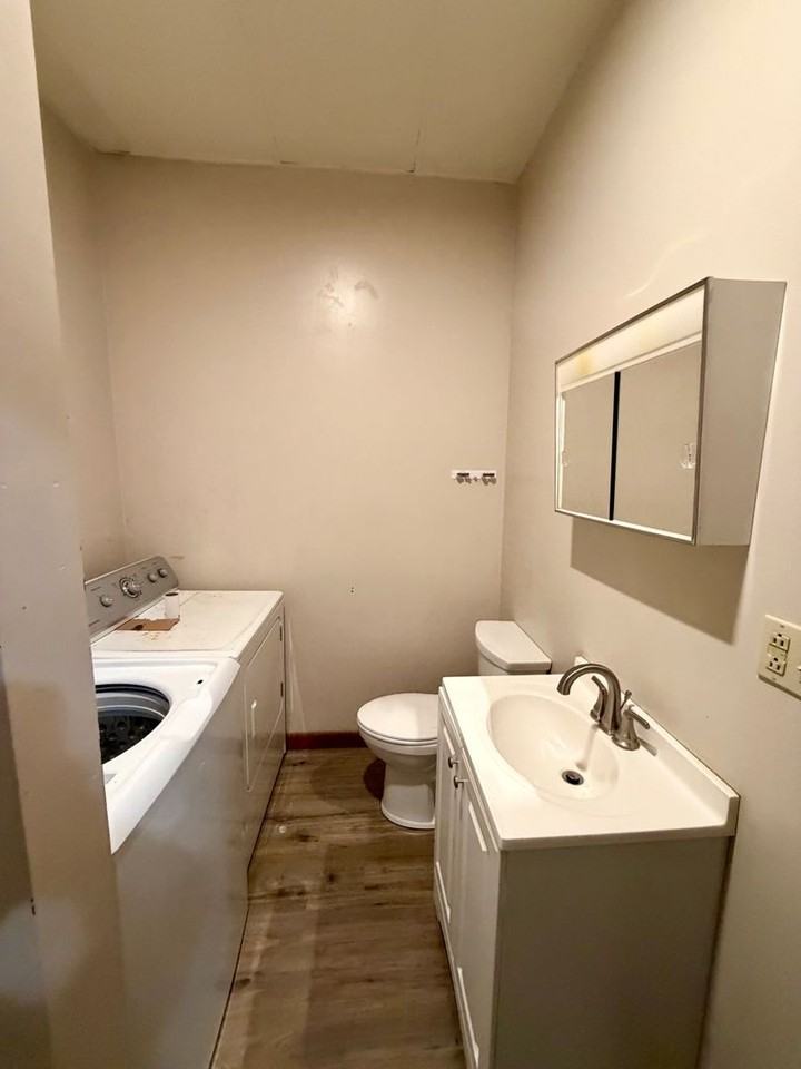 216 Central Street Lowell, MA 01852 - Photo 6 of 18
