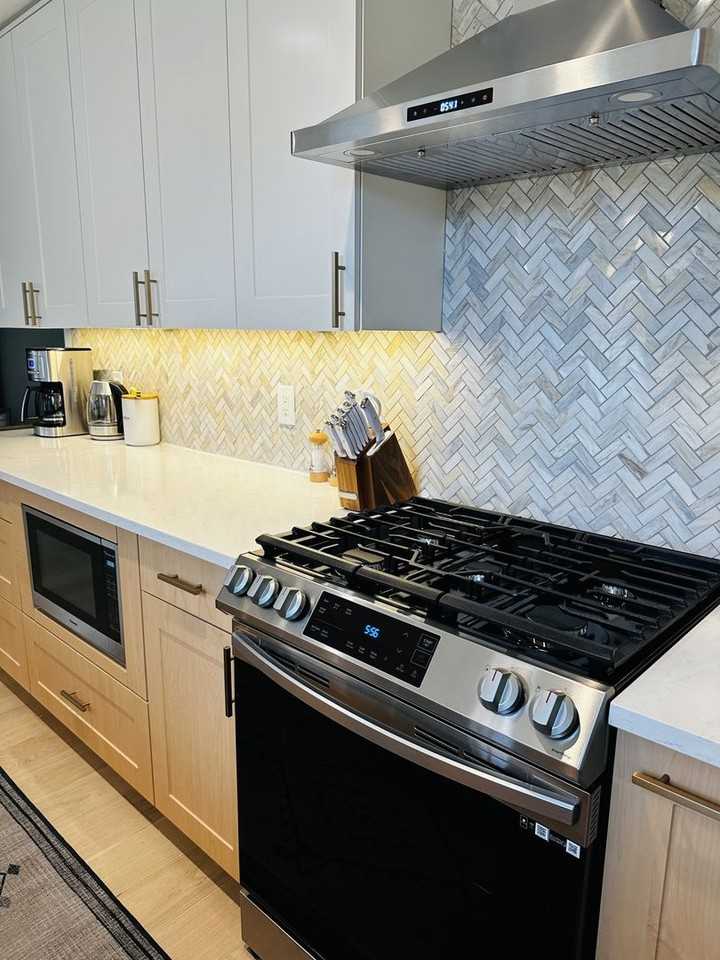 8603 Parkfield Dr - Photo 6 of 39