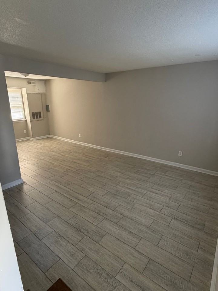 3625 Glenwood Dr #1 - Photo 2 of 6