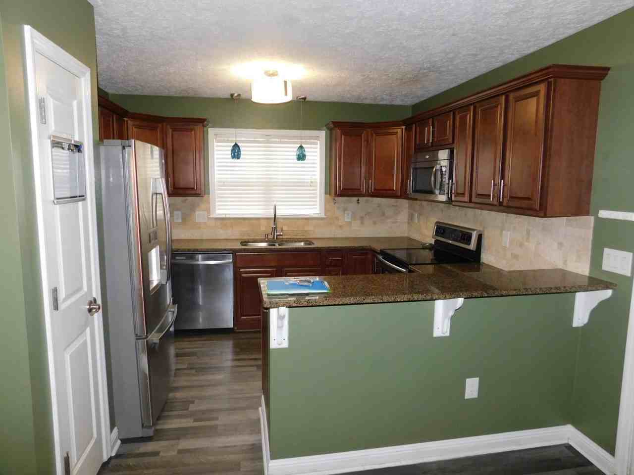 302 Jacqueline Dr - Photo 7 of 29