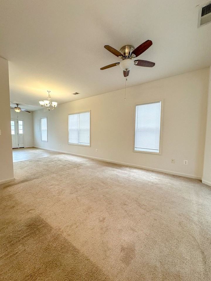 178 Villa Cir - Photo 7 of 14