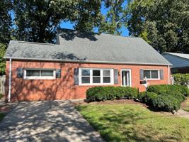 featured image of 9441 Willow Ct