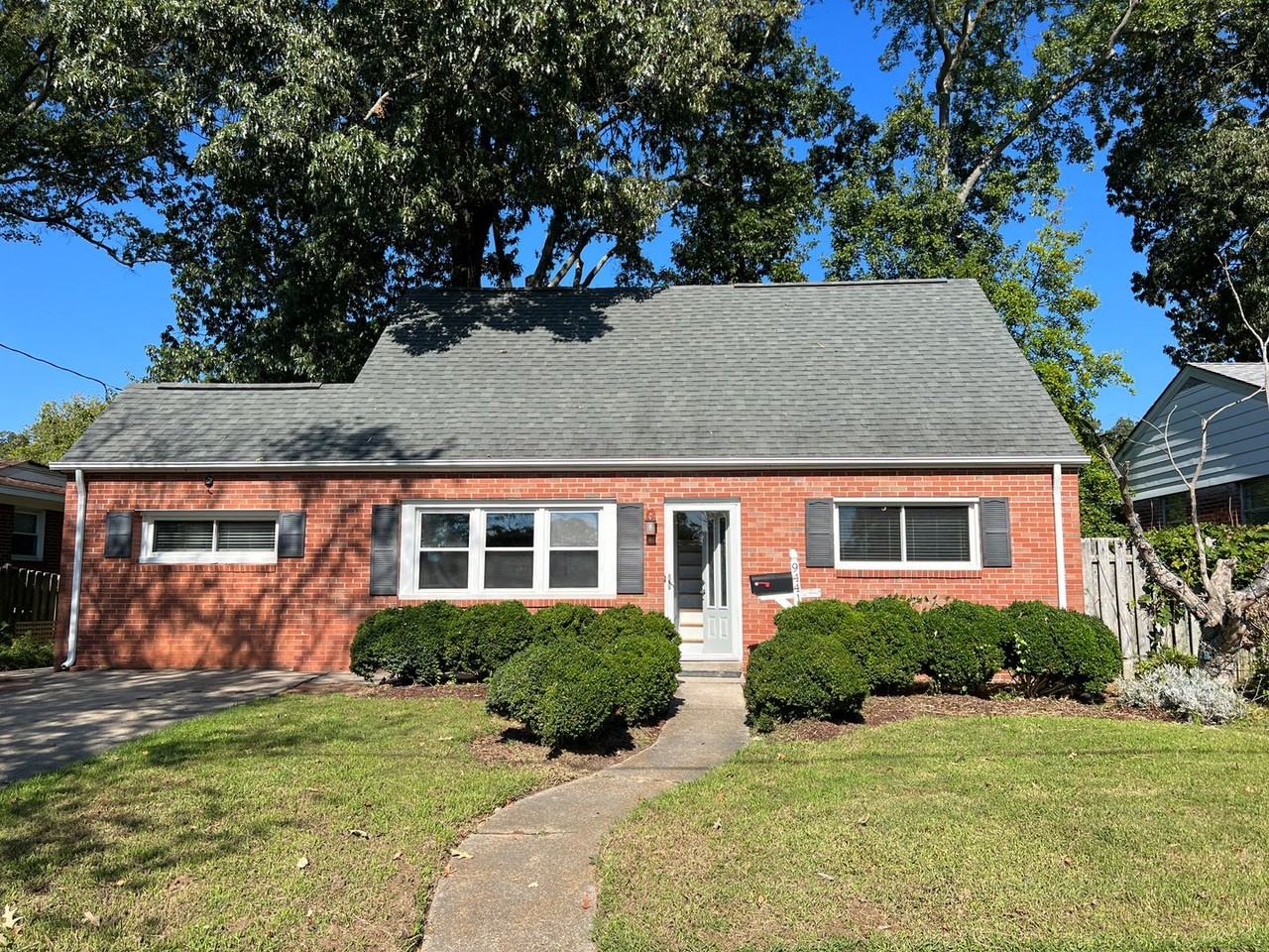 9441 Willow Ct - Photo 2 of 20