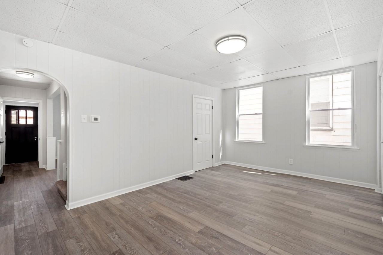 824 E 10th Ave - Photo 6 of 22