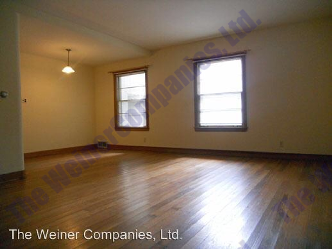 116 W Vermont Ave - Photo 2 of 6