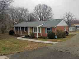 featured image of 2209 Courthouse Rd