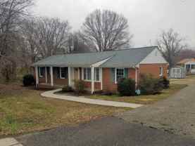 2209 Courthouse Rd - Photo 1 of 1