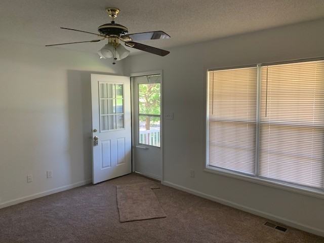 305 South St - Photo 3 of 13