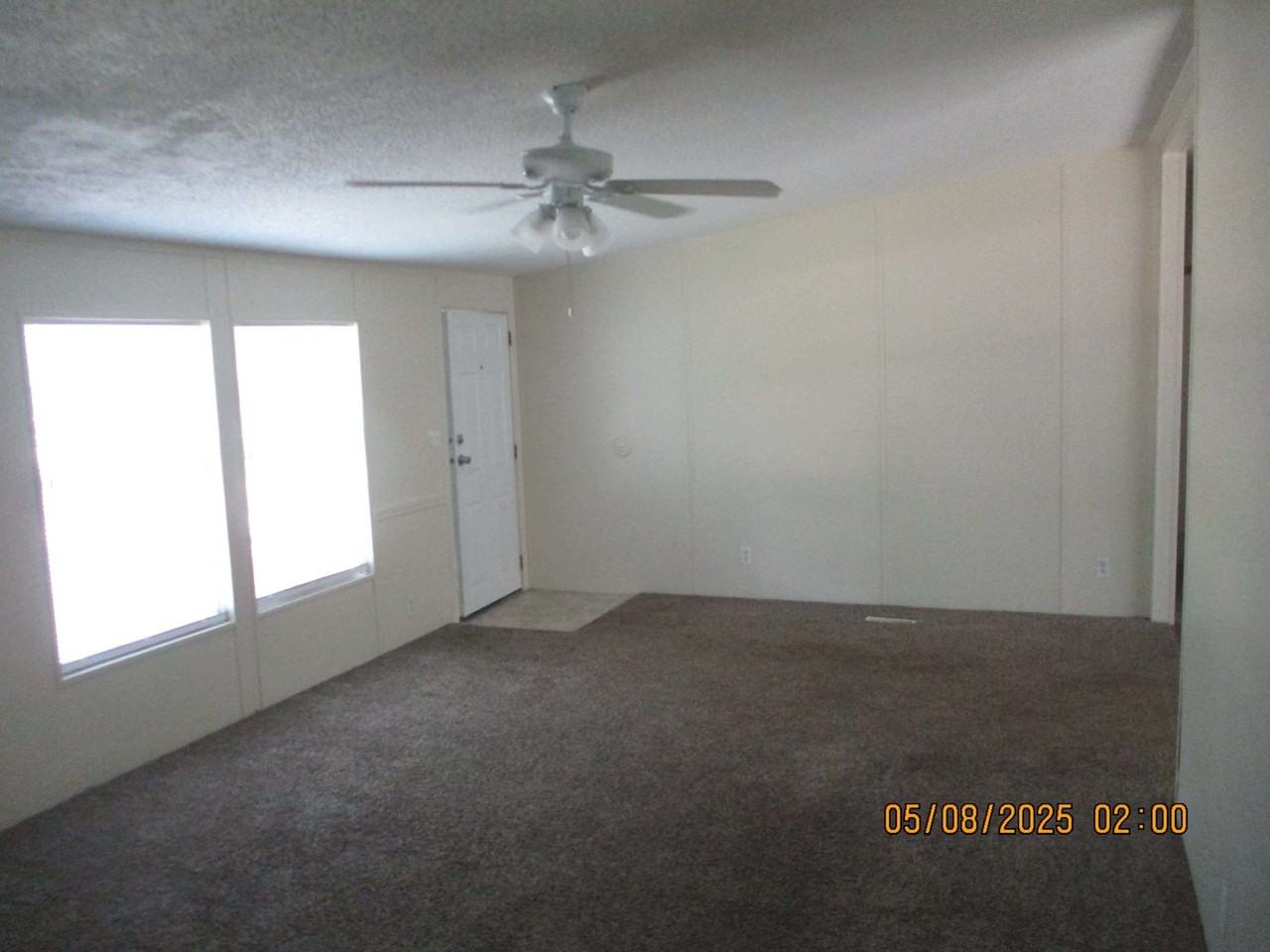 908 Westview Dr - Photo 3 of 8