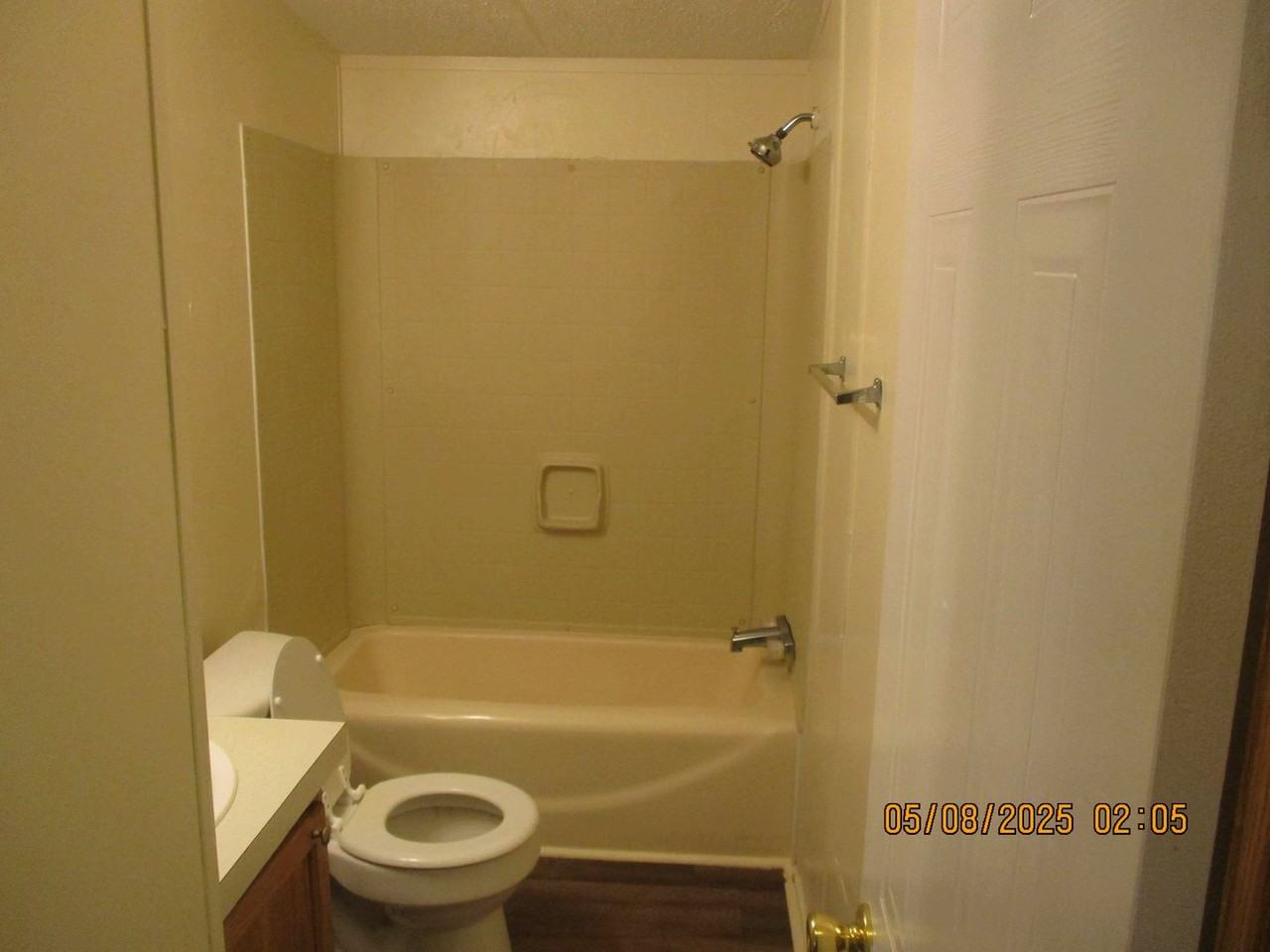 908 Westview Dr - Photo 6 of 8