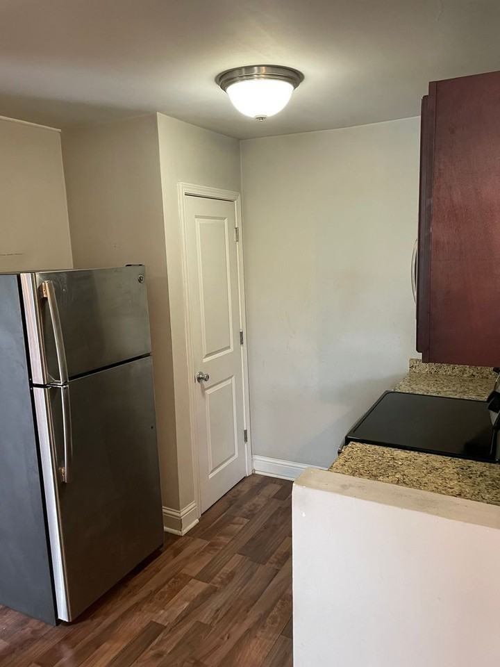 2309 Baronne St #203 - Photo 3 of 10