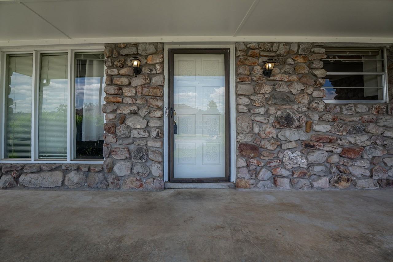 28 Pleasant Cv - Photo 6 of 29