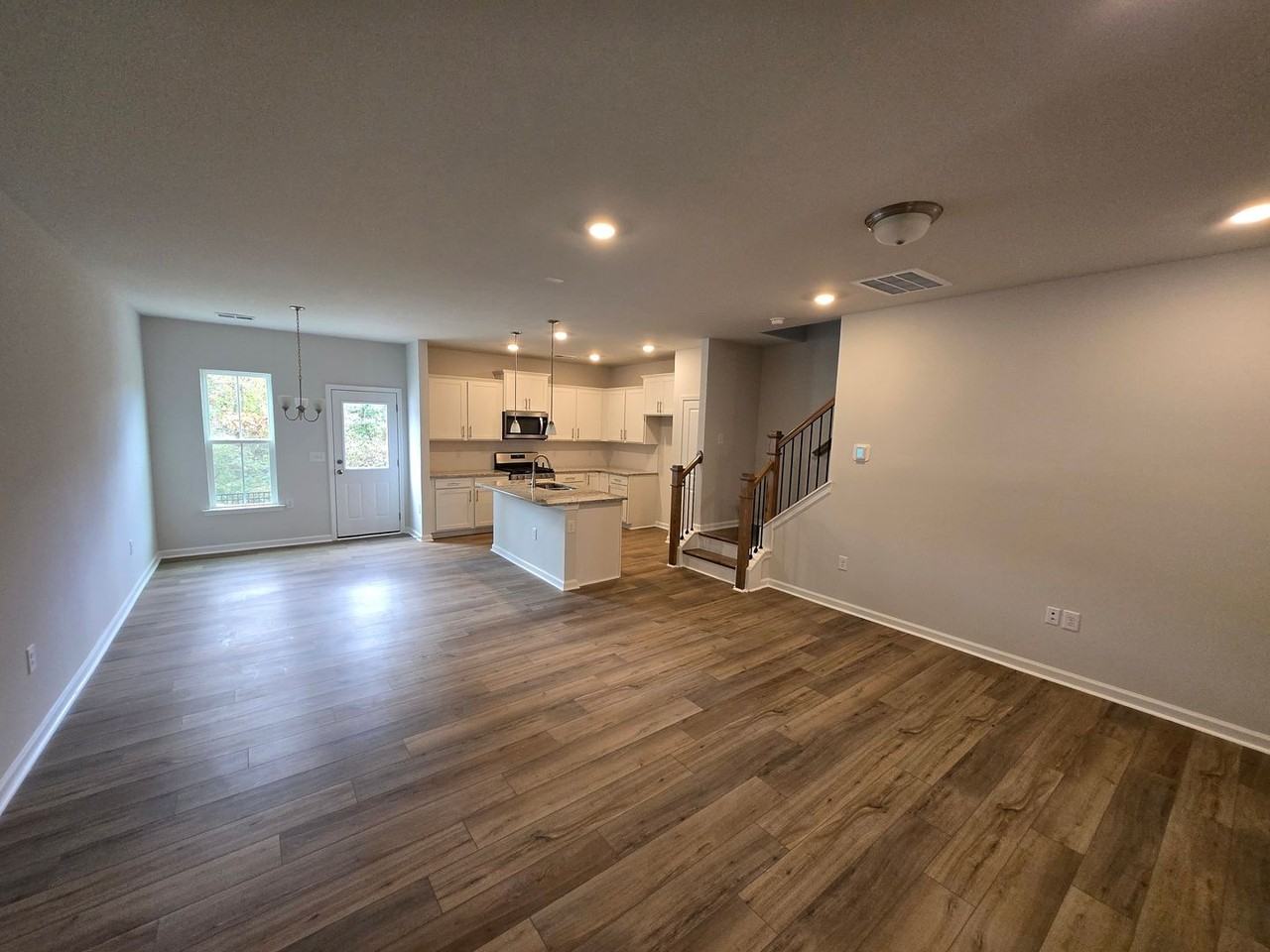 611 Glen Clova Dr - Photo 6 of 35