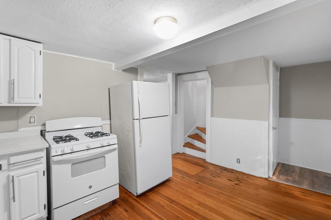 115 Chester St - Photo 2 of 13