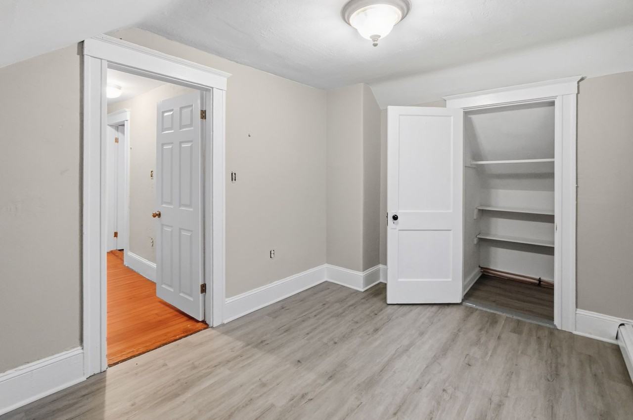 115 Chester St - Photo 5 of 13