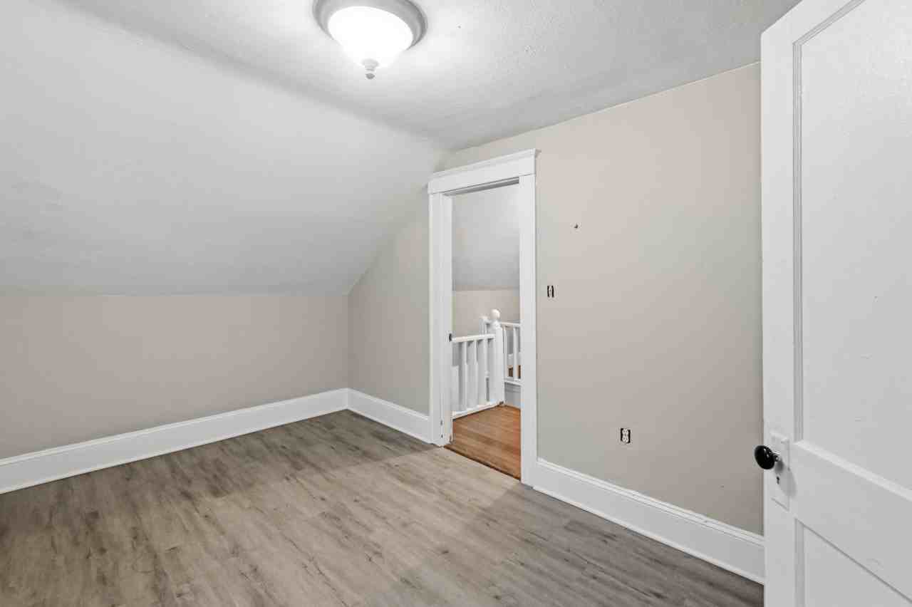 115 Chester St - Photo 6 of 13