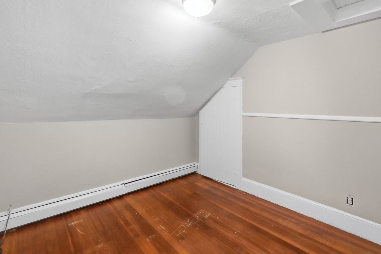 115 Chester St - Photo 7 of 13