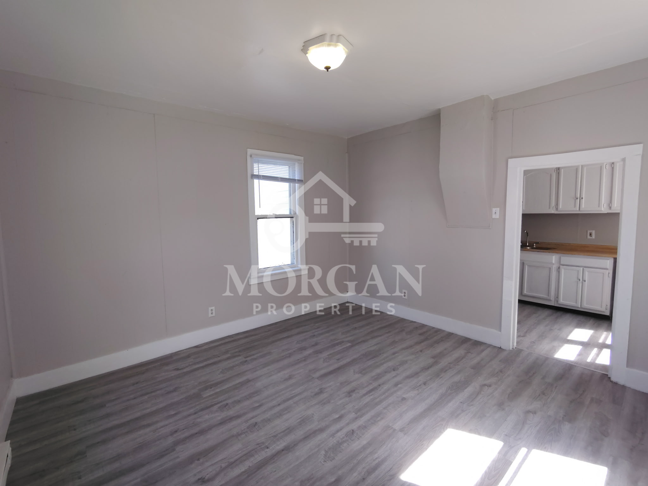 1627 W 6th St #1 - Photo 2 of 7
