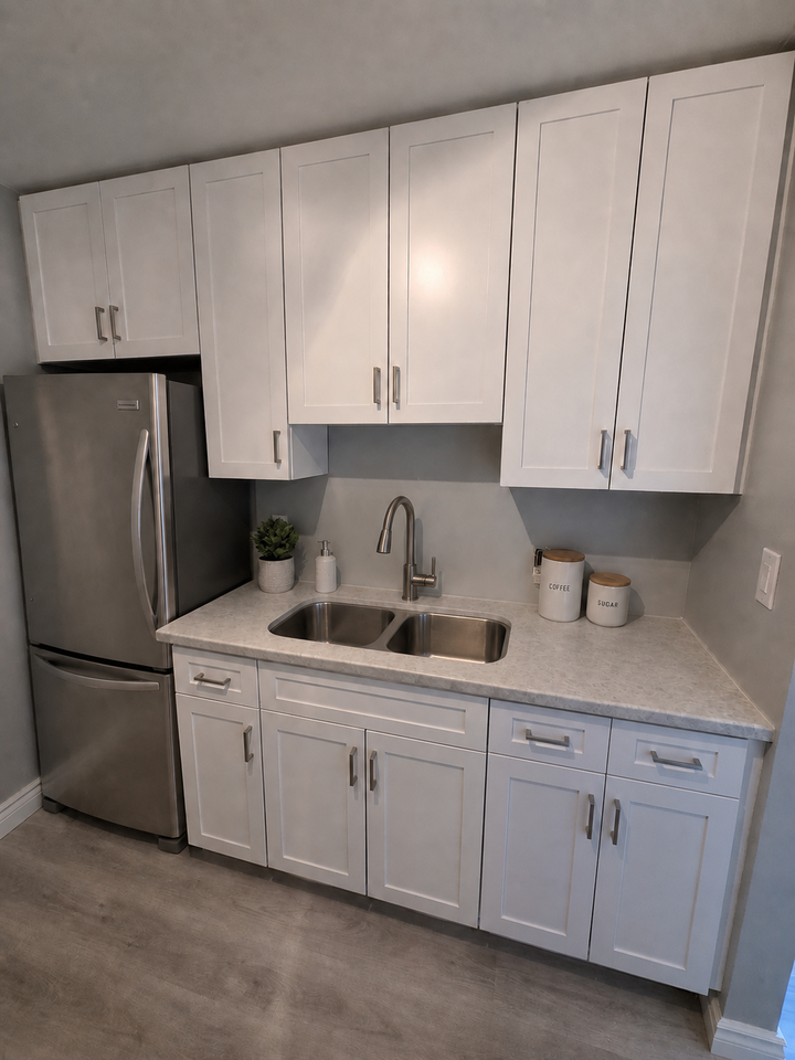 357 Hoffman St #103
