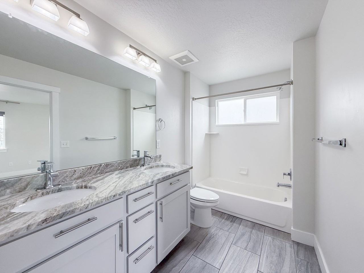 506 W Green Spring Way - Photo 6 of 17