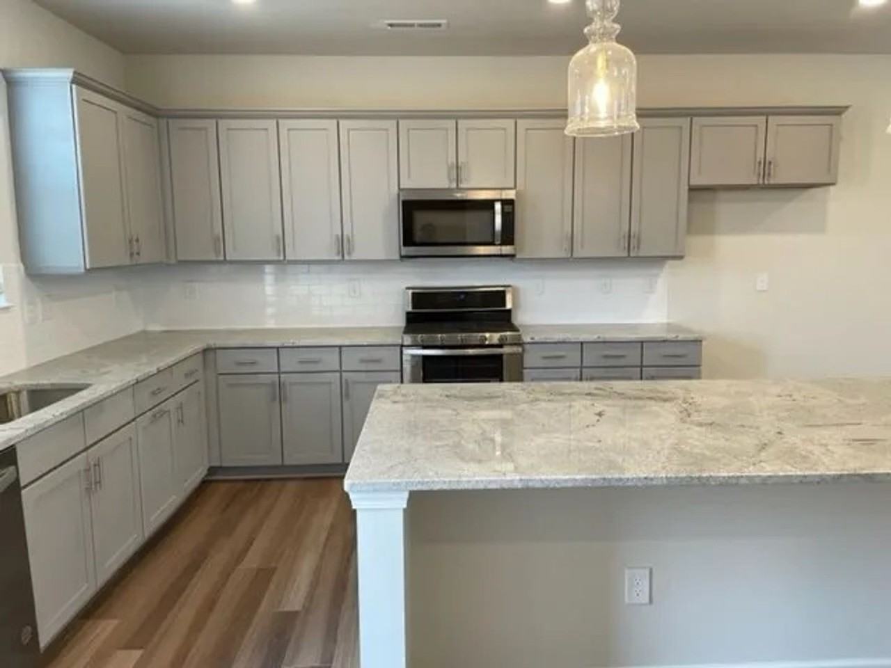 11059 Lawyers Rd - Photo 5 of 7