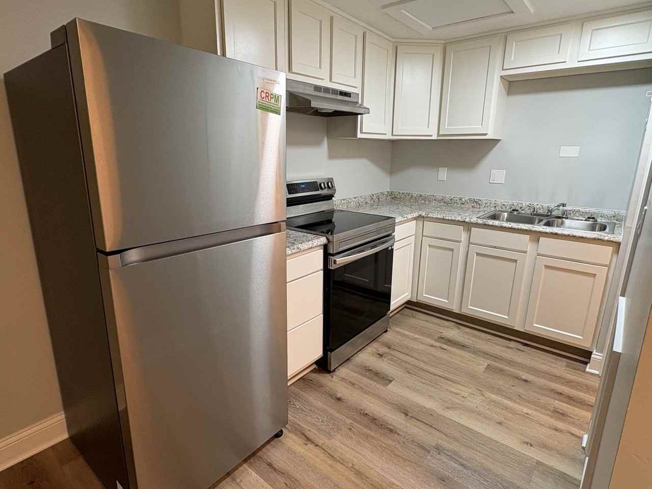 948 Silver Meadows Blvd - Photo 4 of 8