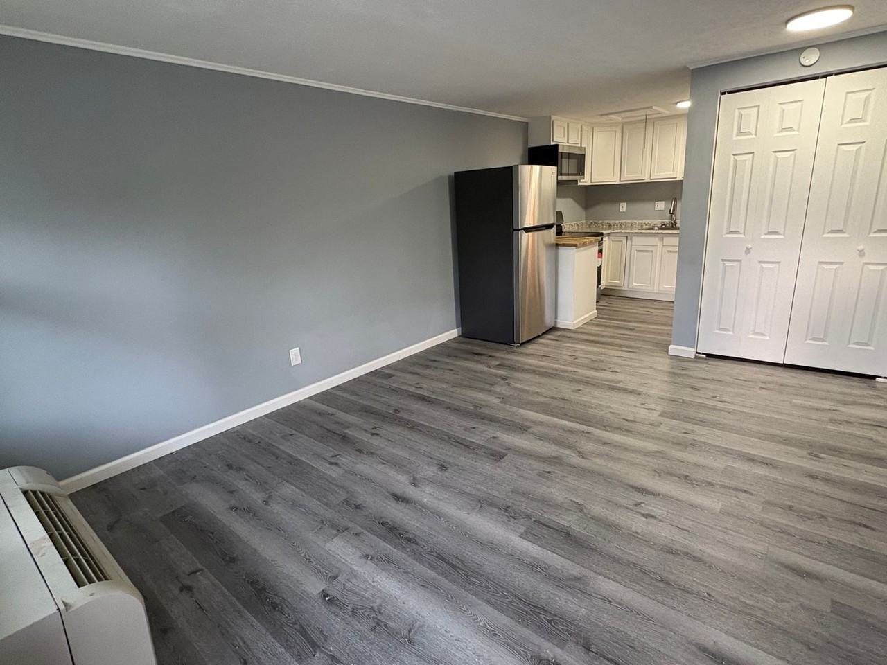 958 Silver Meadows Blvd - Photo 3 of 8