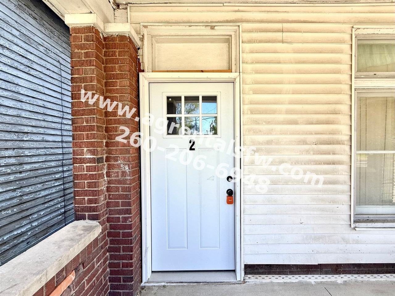 1512 Taylor St - Photo 2 of 10