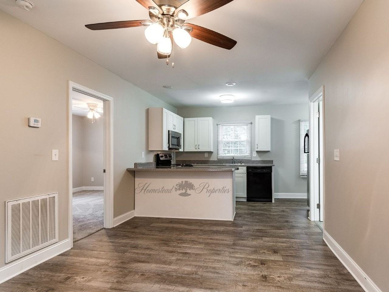 505 Lamont St - Photo 2 of 16