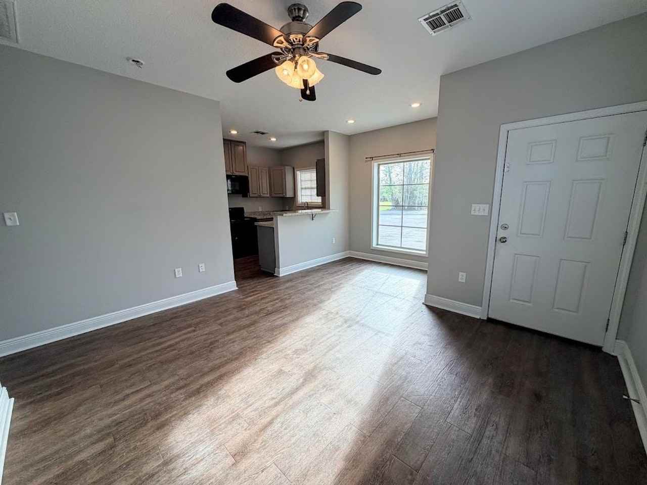 2725 Smith Ferry Rd - Photo 3 of 21