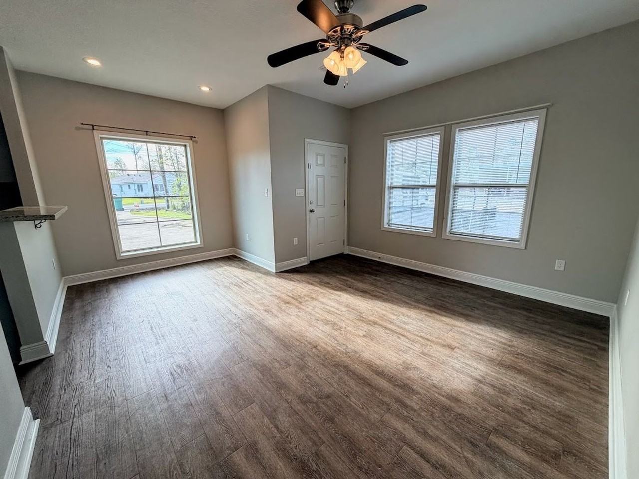 2725 Smith Ferry Rd - Photo 4 of 21