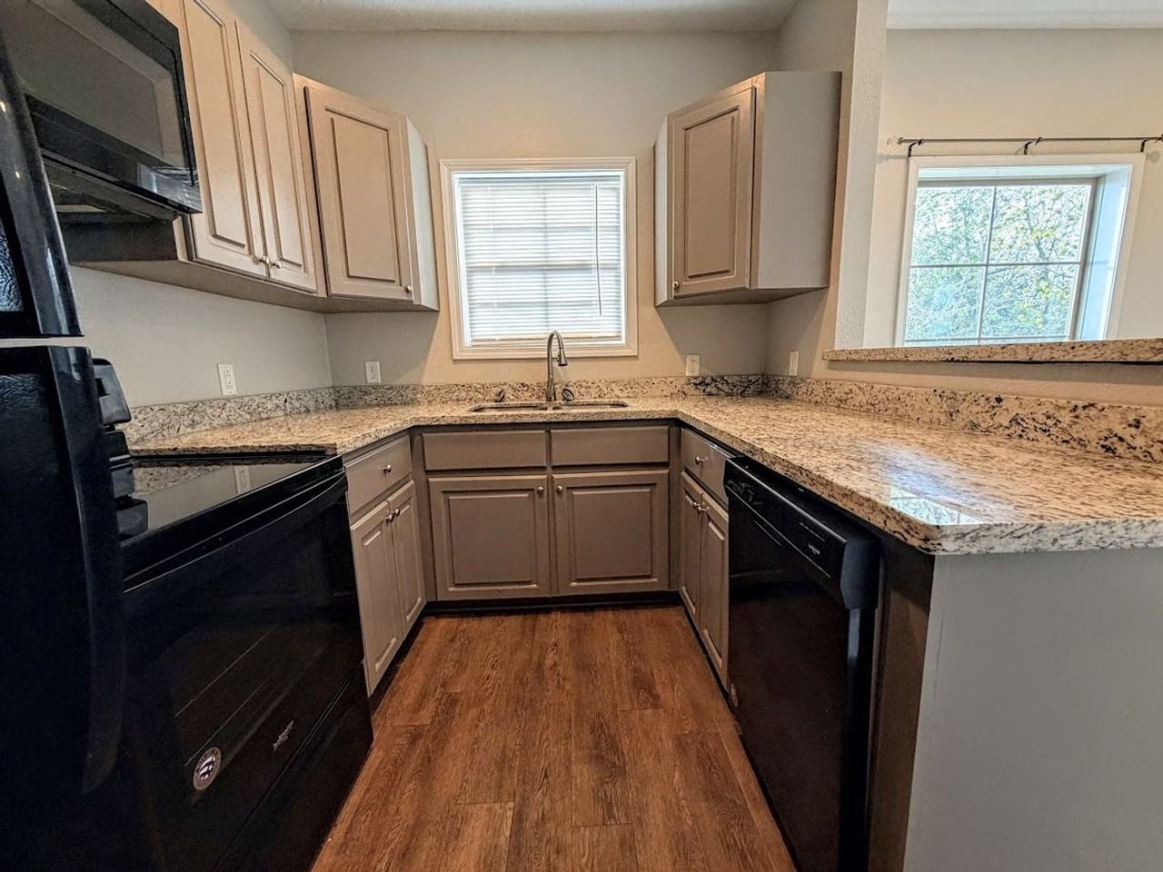 2725 Smith Ferry Rd - Photo 6 of 21