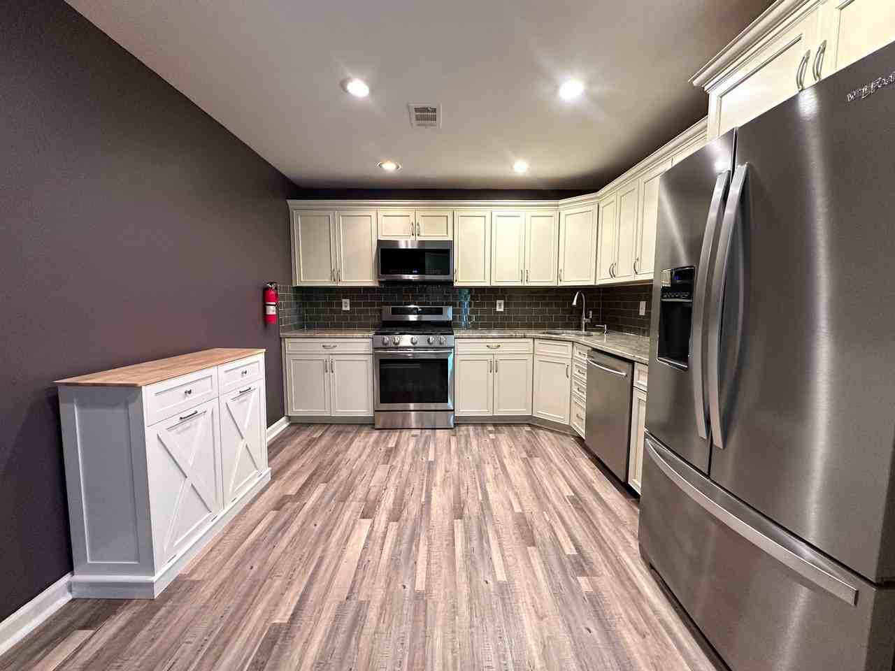 214 Sapphire Ln - Photo 6 of 15