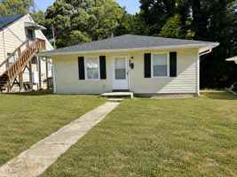 featured image of 1329 Marne St