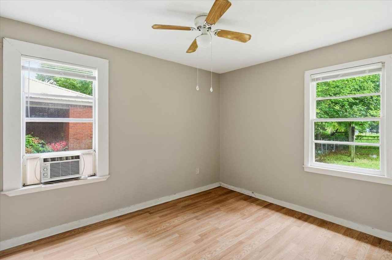 311 Pearl Dr - Photo 4 of 18