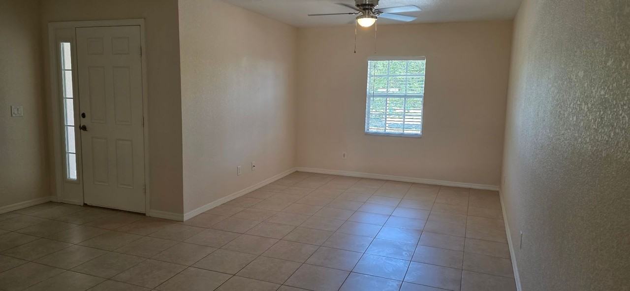 26201 Explorer Rd - Photo 2 of 11